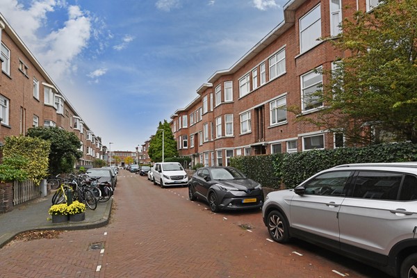 Onder bod: Bennekomstraat 78, 2573 RH Den Haag